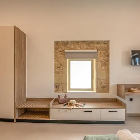 Eva's Apartment *
