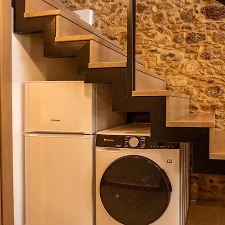 Eva's Apartment *