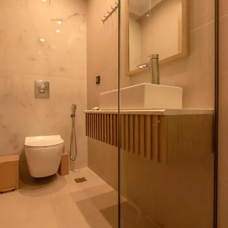Eva's Apartment